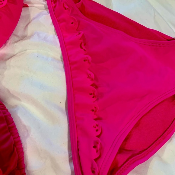 Neon Pink Triangle top bikini with lace ruffles and gold metal accents - Picture 4 of 6